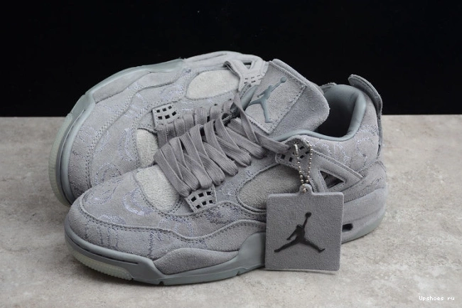 x KAWS Jordan 4“ Air Grey”930155-003 Cool 0709